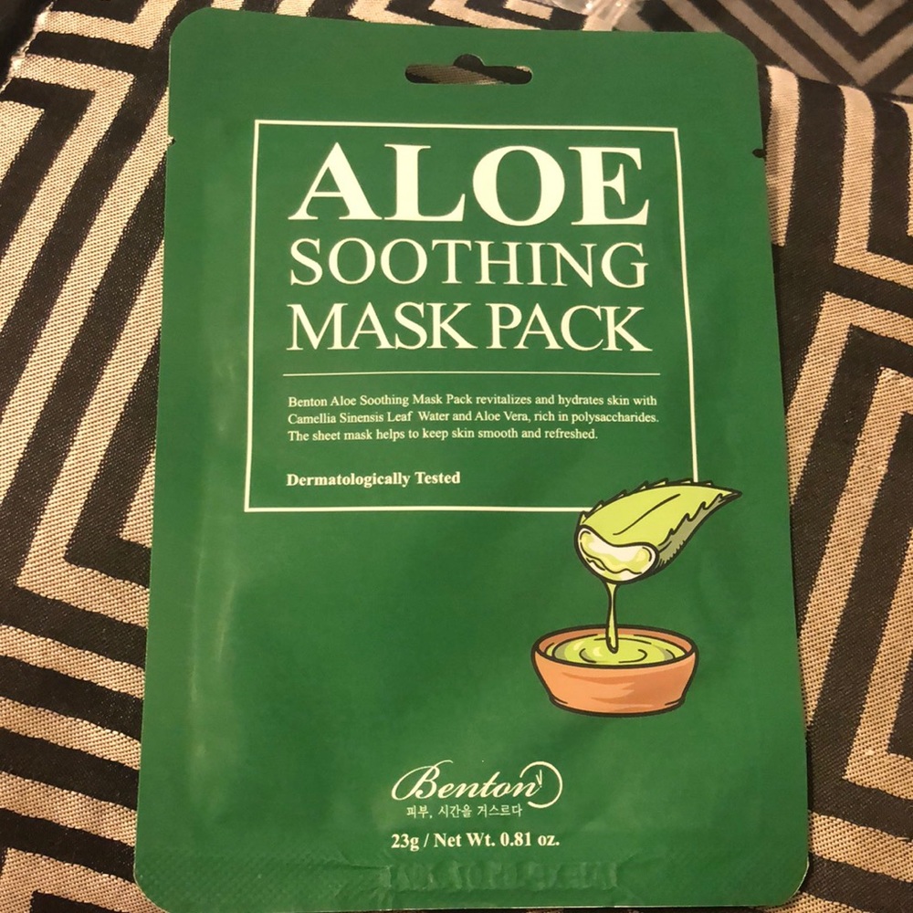 Aloe Vera soothing mask pack